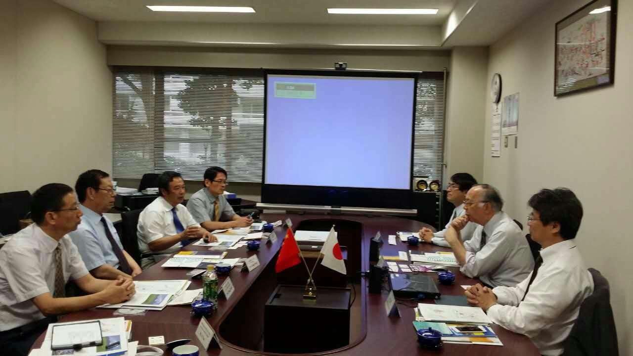 与熊本大学医学部长西村泰治教授、副部长山县和也教授、校长助理宋文杰教授座谈.jpg